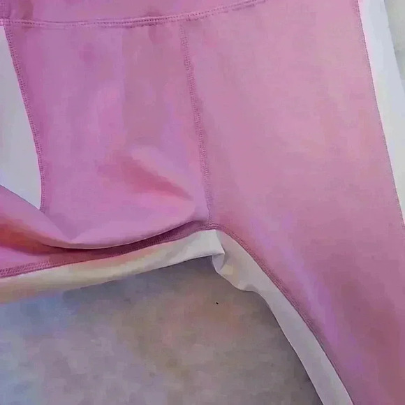 WILO THE LABEL Women's Full Length Leggings Pink & White Colorway NWT - Picture 2 of 6
